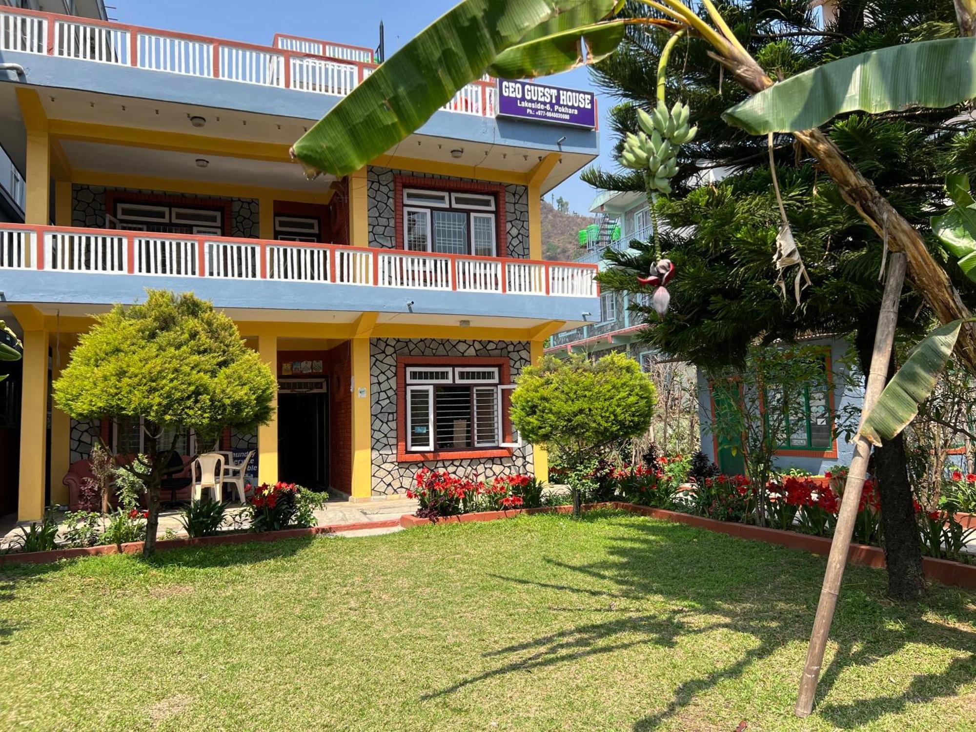 Geo Guest House ポカラ エクステリア 写真