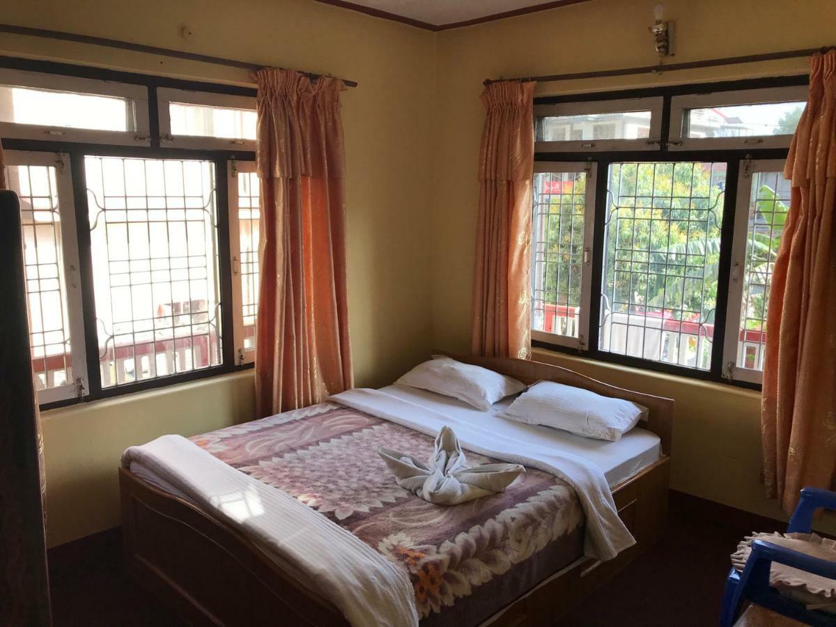 Geo Guest House ポカラ エクステリア 写真