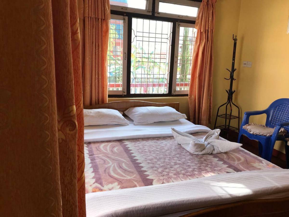 Geo Guest House ポカラ エクステリア 写真